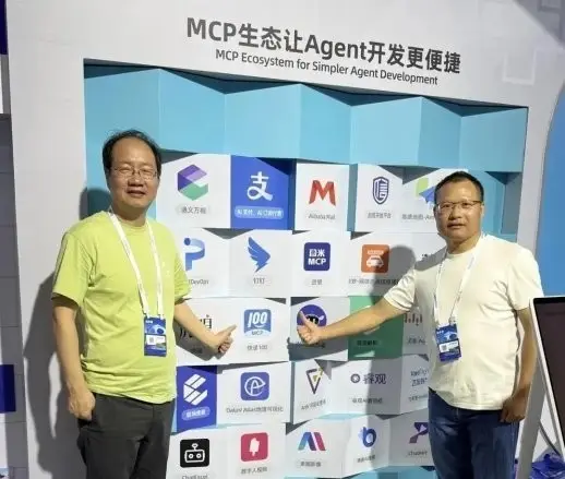 快遞100榮獲“全球快遞物流一站式數智服務平臺”稱譽