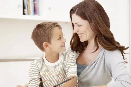 原創教育孩子的真相：你講話時的樣子，比說什麼更重要