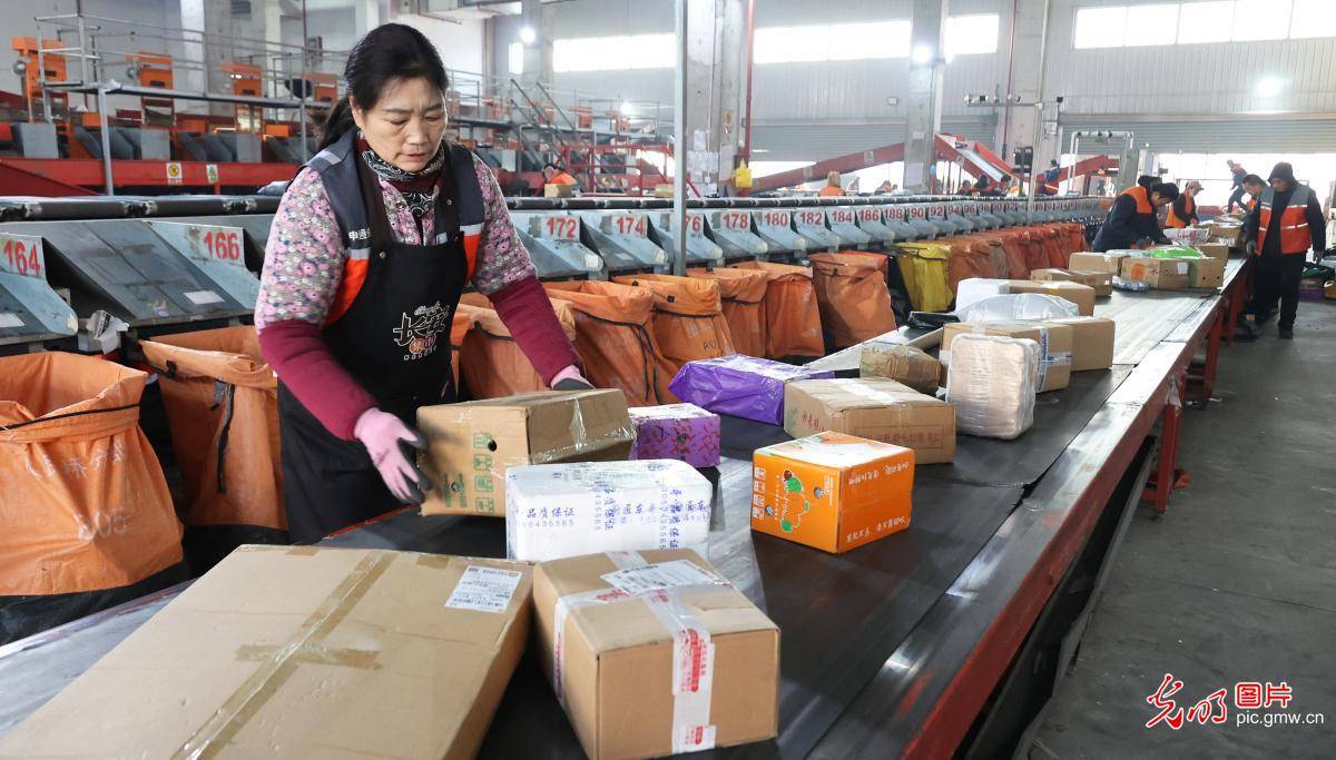 物流快遞“加速度”託穩新春“幸福年”