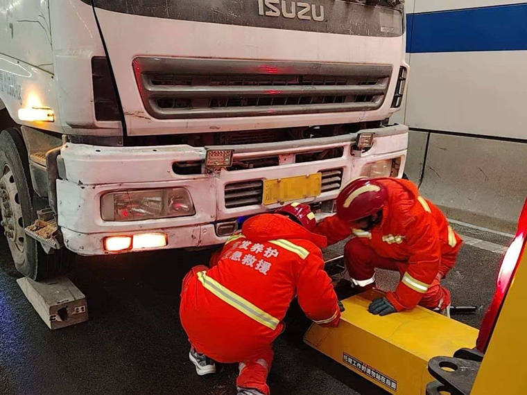 錯峰清掃、快速響應 北京高速養護方貼心守護群眾出行路