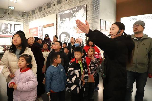 春節假期，北京市愛國主義教育基地迎來參觀熱潮