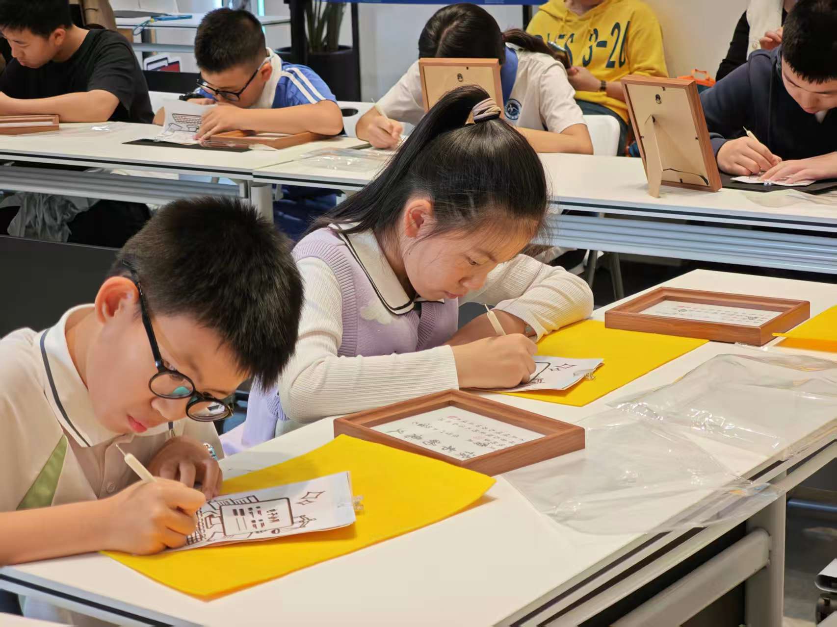 民法博物館裡的別樣“3·15”：在錫紙雕刻中解鎖消費維權新知識