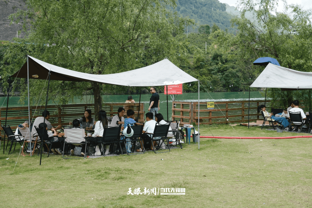 “家門口”遊玩最舒心 ｜銅仁近郊旅遊熱度攀升