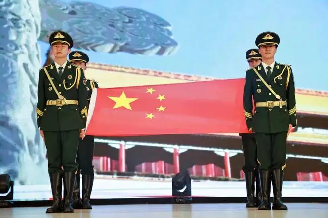 江口縣淮陽中學隆重舉行高三年級成人禮（組圖）
