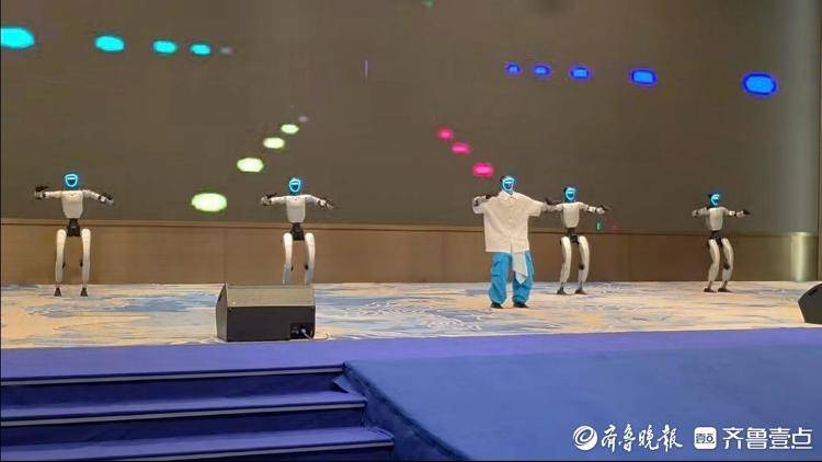 爆火的機器人租賃，正在經歷“成長的煩惱”