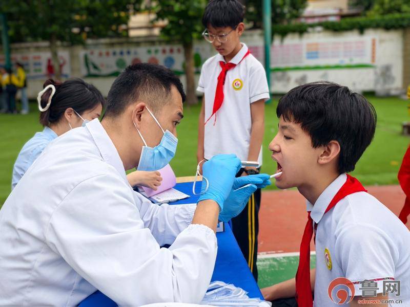 光明路小學成功舉辦市中區“五老助健康”進校園活動