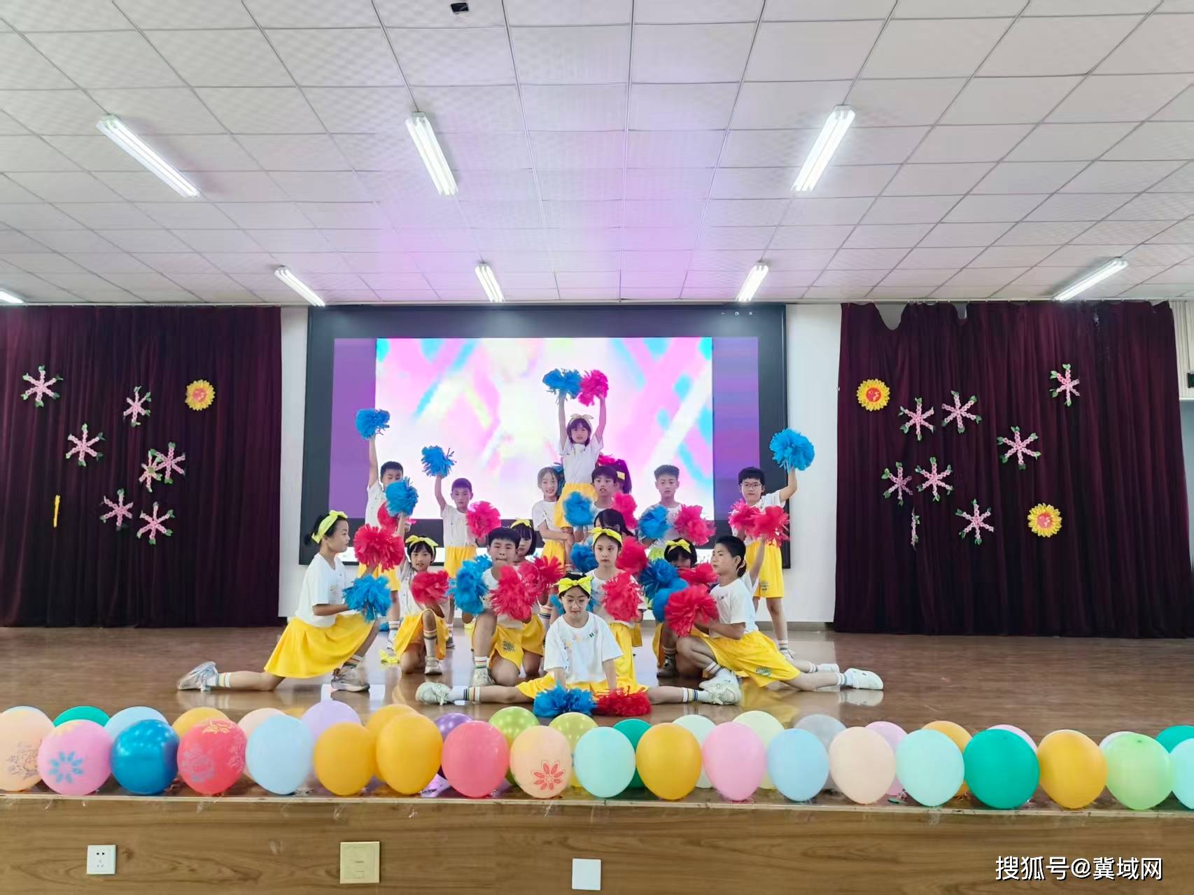 童心向黨 藝彩綻放——柏鄉縣南陽中心小學舉辦六一舞蹈專場匯演