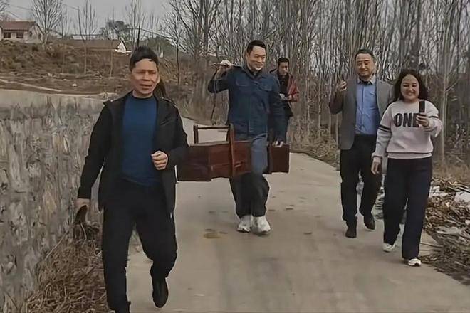 原創全家移民美國？武松丁海峰現狀曝光，真相估計遠超你的想象