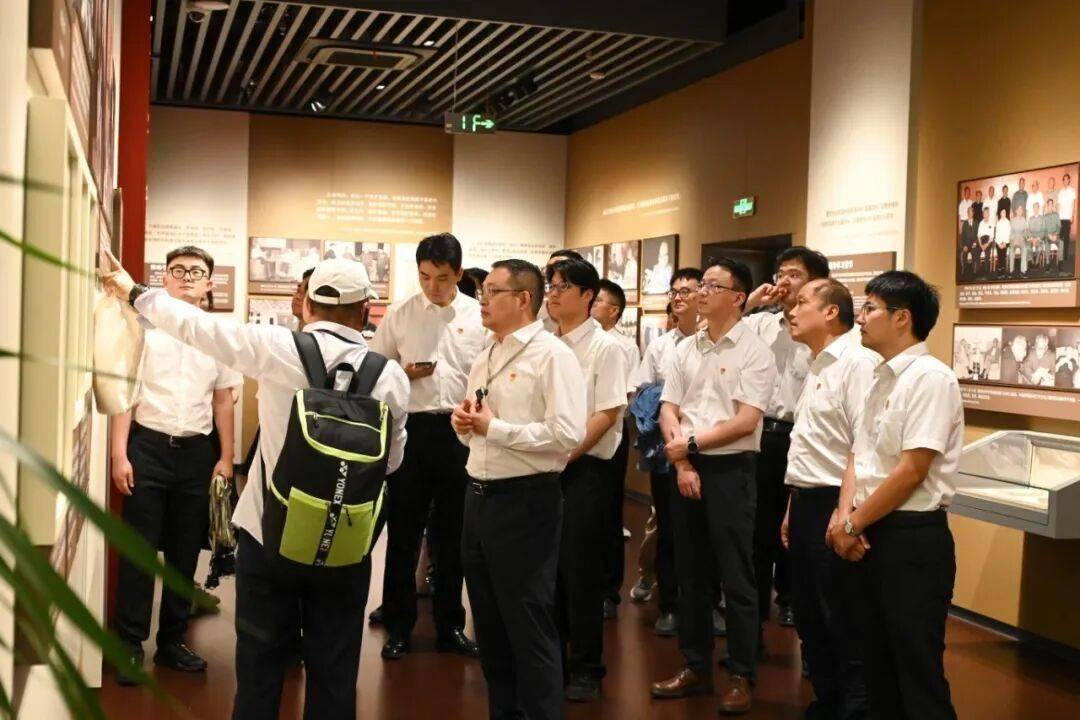 學習教育⑨ | 中鐵四局上海公司黨委開展樹立和踐行正確政績觀學習教育實地踐學和專題輔導