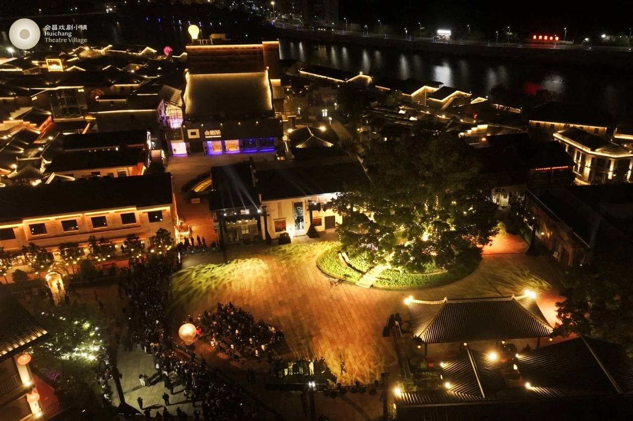 會昌有戲：一座小縣城如何辦好國際戲劇季？