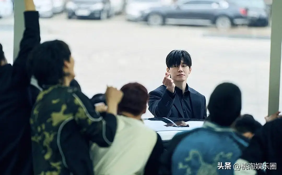 韓劇《鐵拳教育》引發轟動，韓國教育長連夜規劃三大機制保護老師