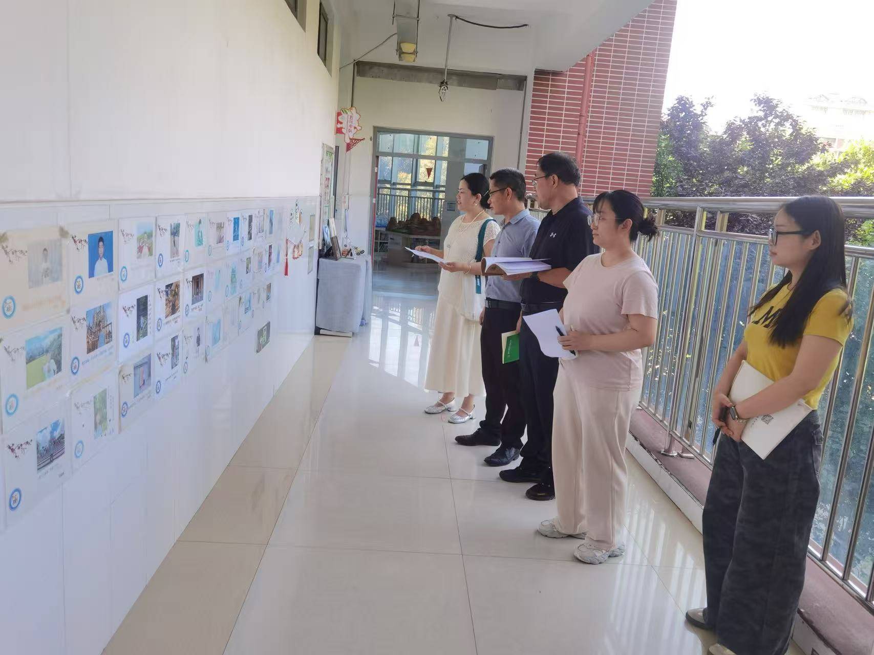 鄭州高新區外國語小學督導各校區工作