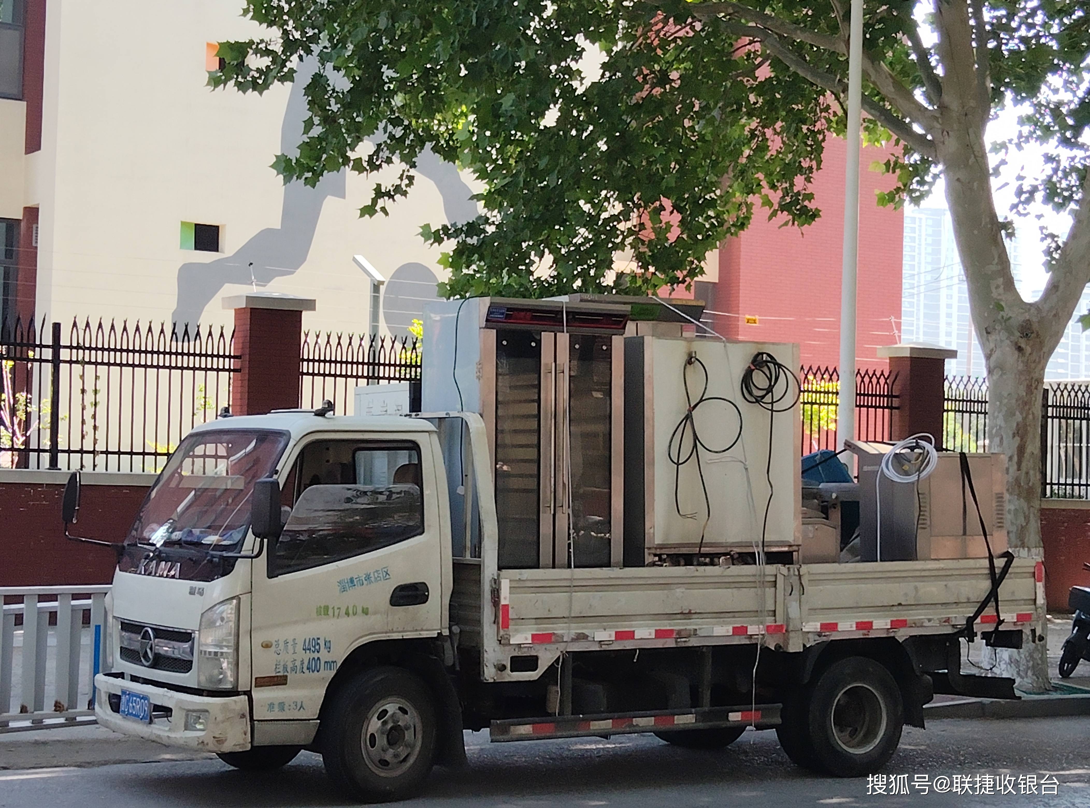 家庭搬家、公司搬遷！專業搬家公司，淄博慶賀搬家