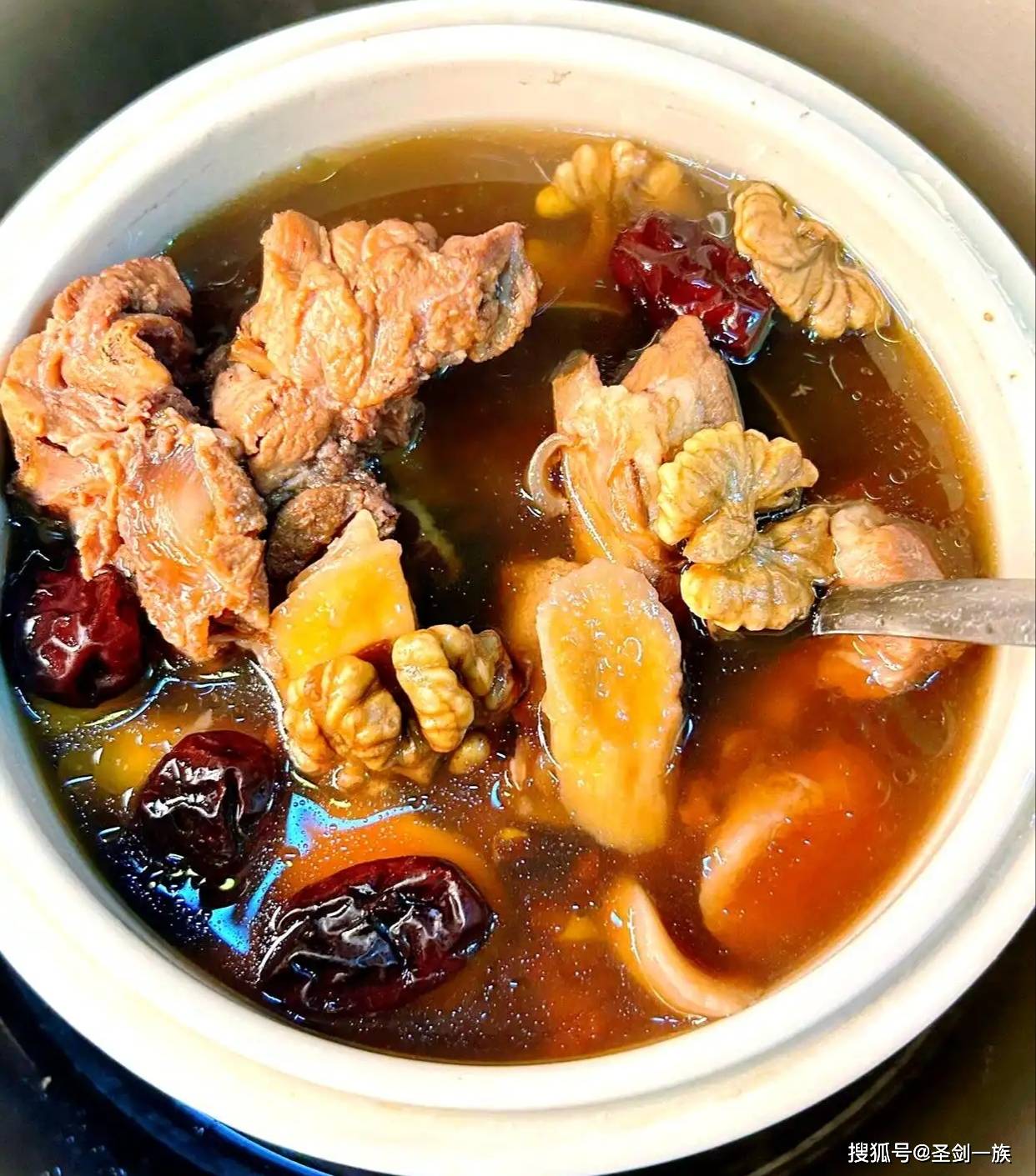 端午不止吃粽子！8道“排毒菜”菜譜揭秘，吃出清爽好身體