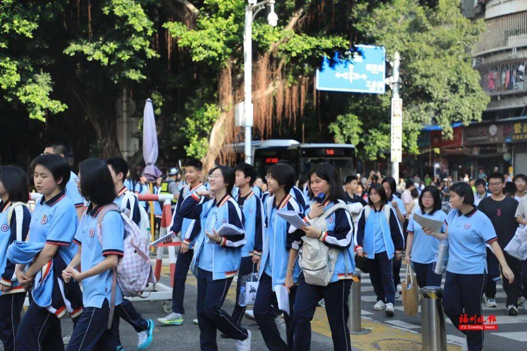 名場面上新！福州延安中學、十九中、四中桔園洲、華倫中學……刷屏了
