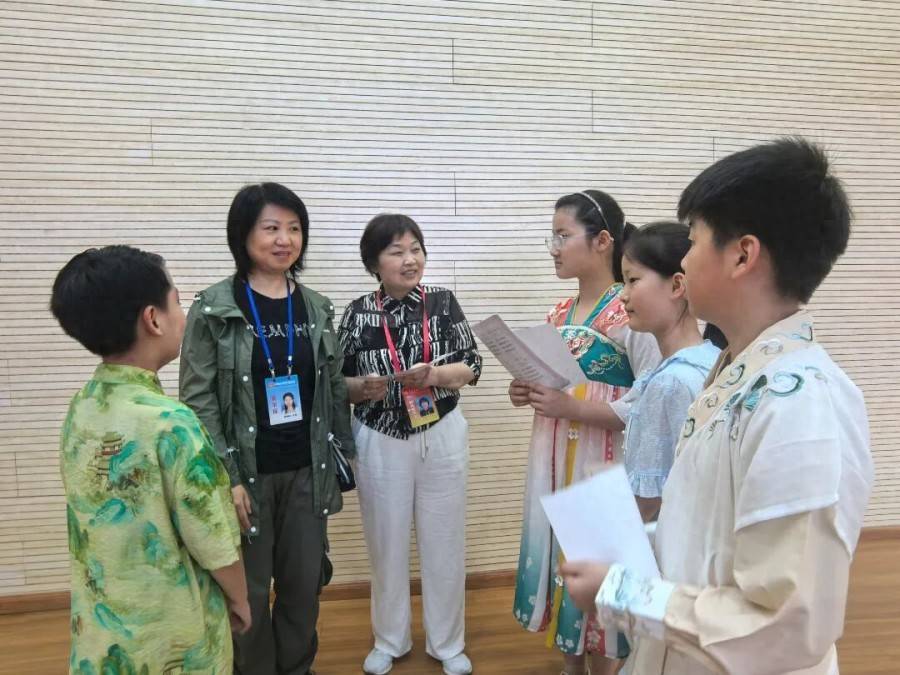 合肥市南門小學湖畔花園分校：詩韻湖畔潤童心 督導護航促規範
