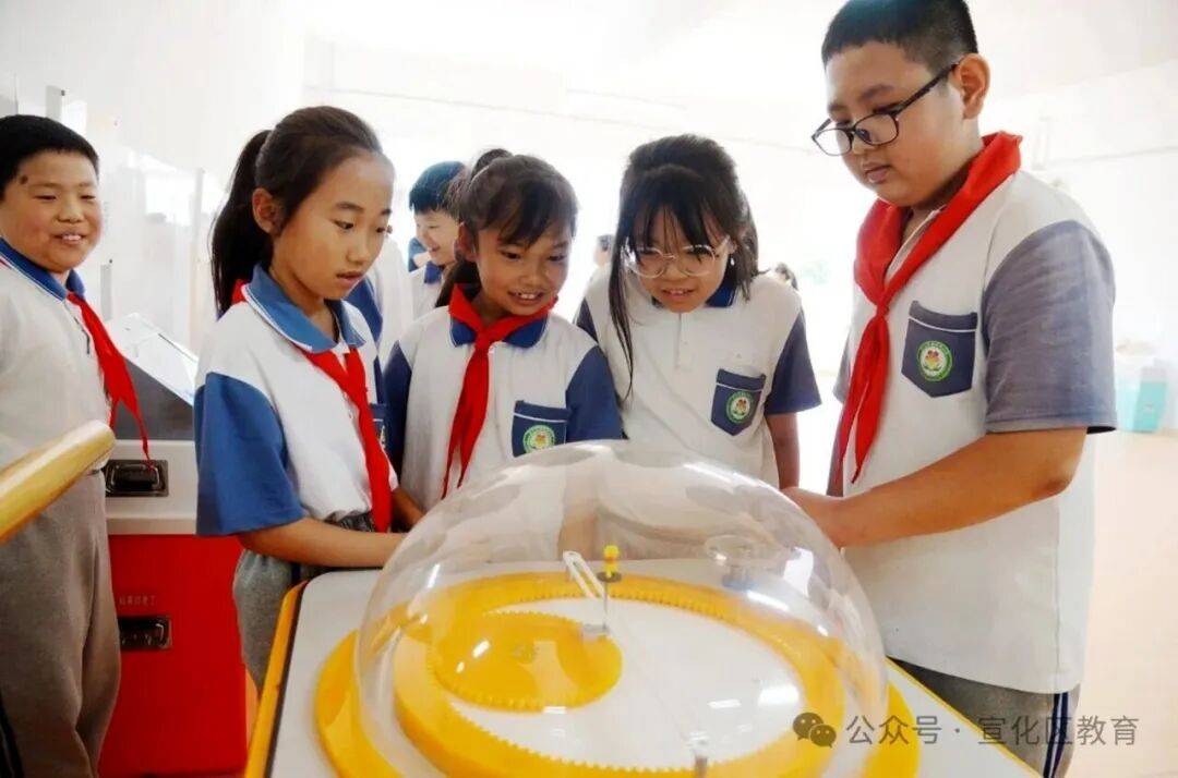 科技點亮夢想 創新築夢未來 | 圃園街小學首屆科技節精彩開幕