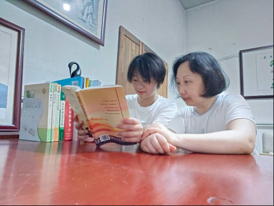 濟南高新區遙牆中學以學習型家庭建設築牢育人根基