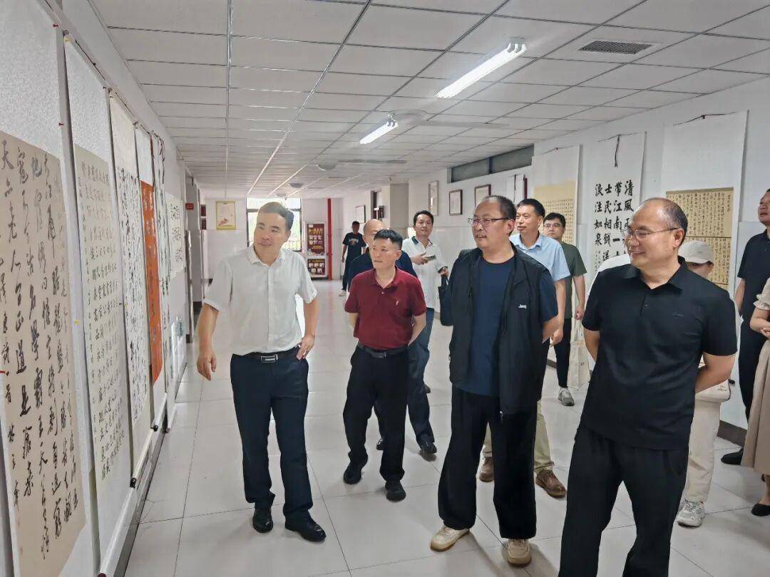 原創臨沂市書法家協會 “文潤沂蒙·書法百校行 ”主題活動走進沂河實驗小學