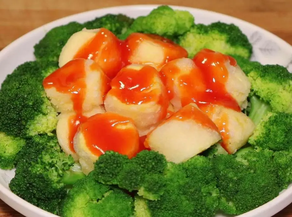 原創網紅美食蛋包飯，做法簡單，鬆軟綿密，好吃又好看