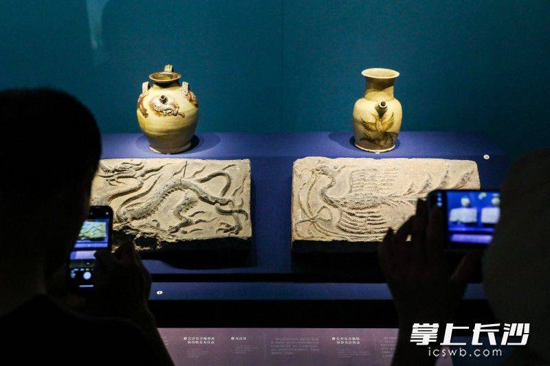原創敦煌“搬”進長沙 國寶級大展今日亮相湘博：北魏刺繡佛畫等20餘件一級文物集結