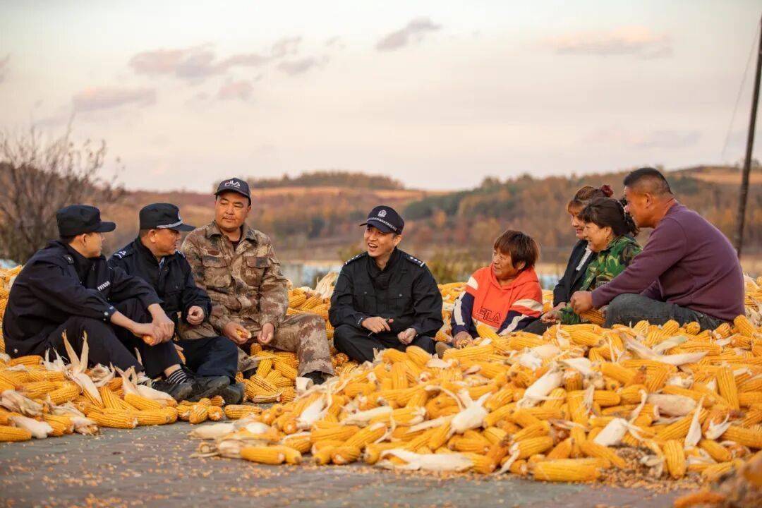 “丹心向黨·無悔忠誠” 吉林省公安機關書法美術攝影優秀作品展（二）
