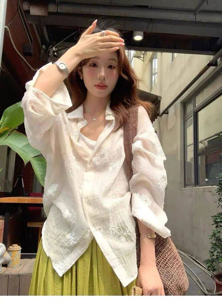 “天絲刺繡襯衫”美絕了，誰穿誰仙氣爆棚！