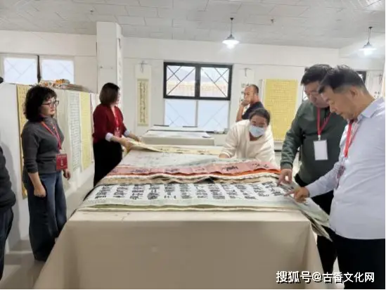 “藝術北疆 文化暖城 ”首屆墨海杯全國書法作品展評審紀實