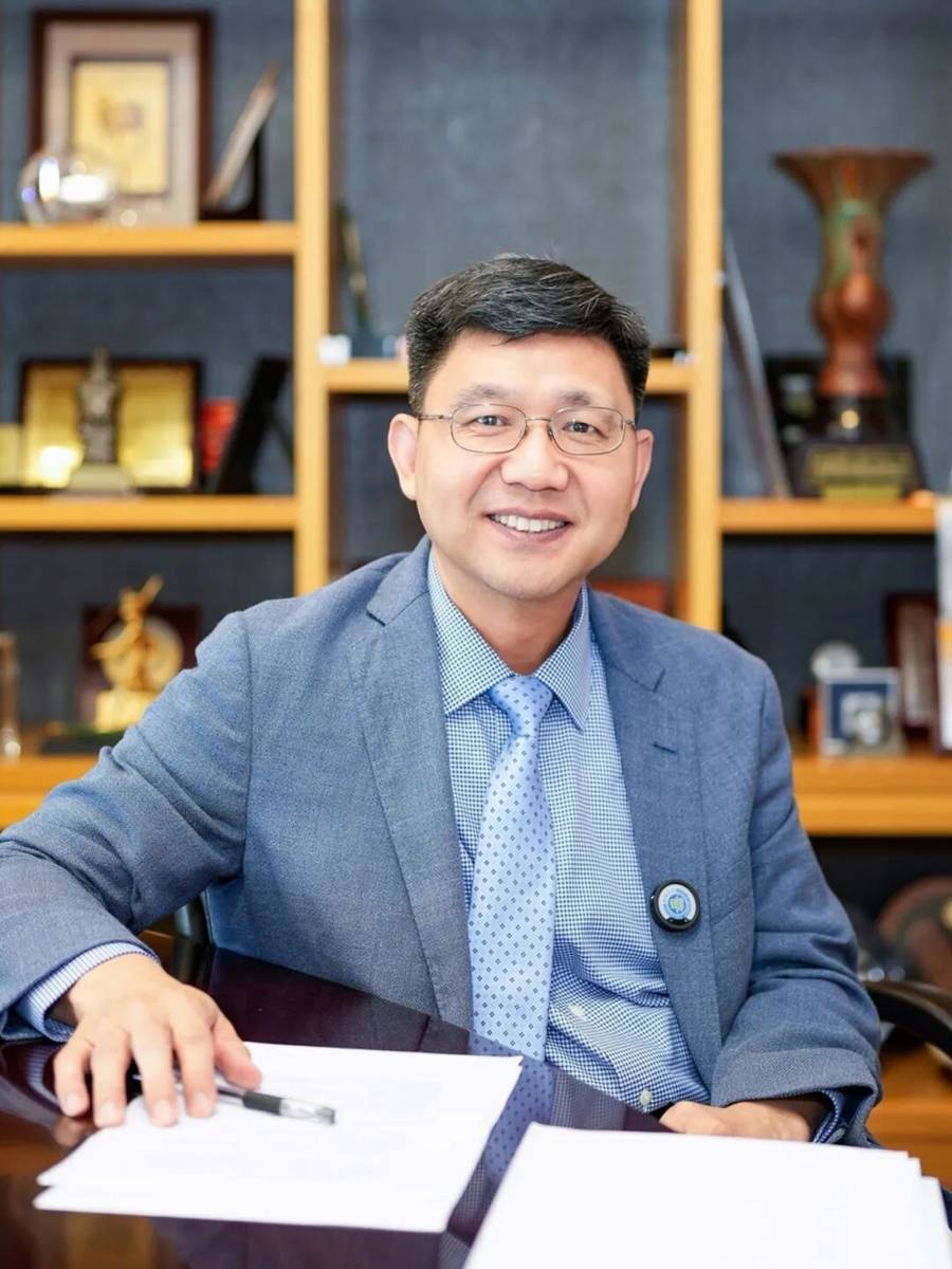 復旦管院迎來首位全球招聘院長