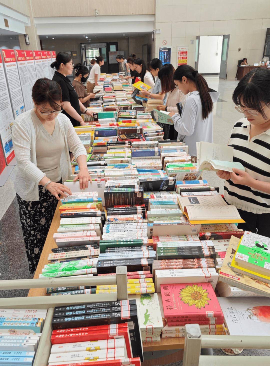 原創紙質圖書從未死去，死去的是爛書的狂歡