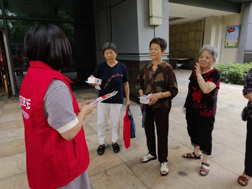 平安融易漳州分公司：“築牢防線，遠離詐騙”金融教育宣傳活動