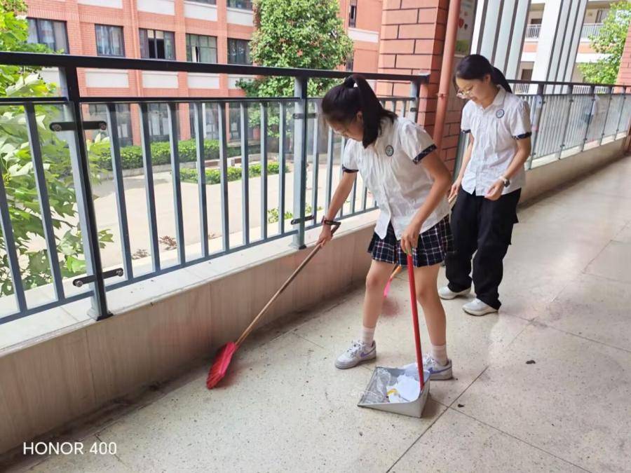 合肥市躍進小學：勞動踐初心 感恩送清涼