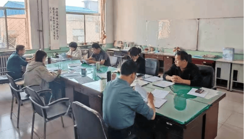 忻州市優秀共產黨員——原平市第一中學高一年級主任、班主任、數學教師胡增強