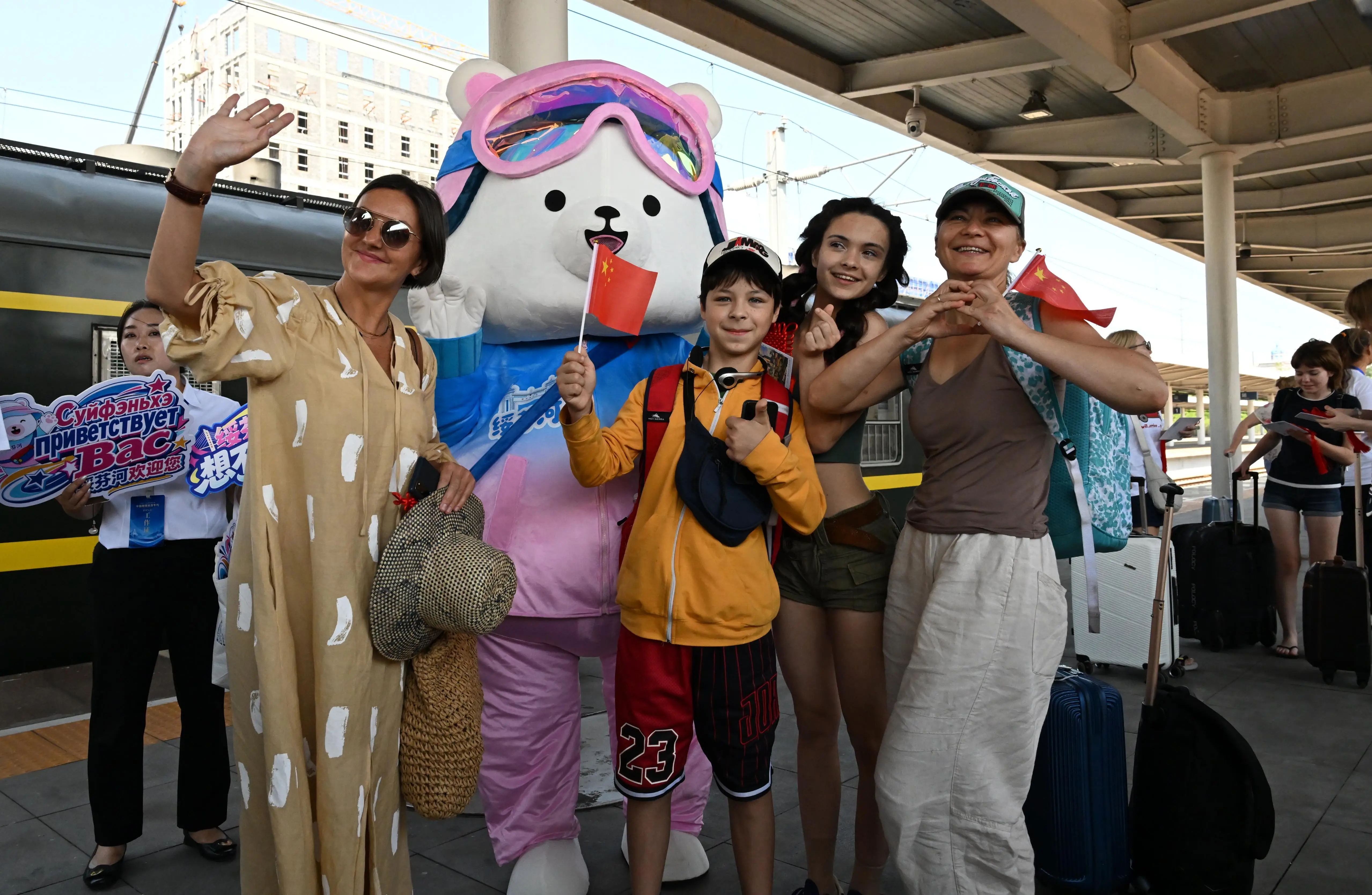 “綏芬河-符拉迪沃斯托克”中俄跨境旅遊專列試運營#