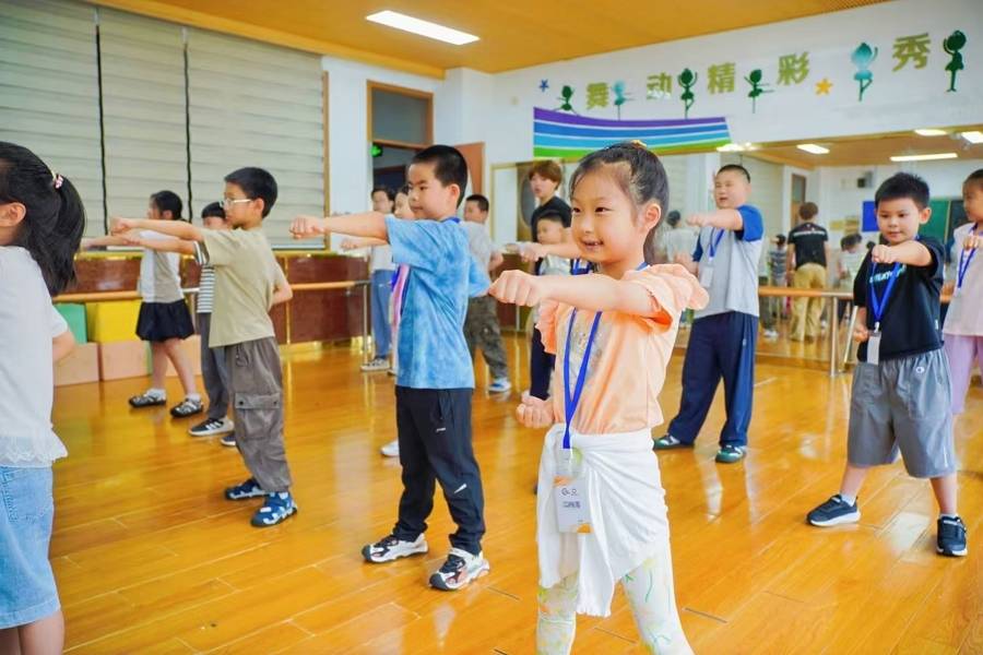 浦東小學生愛心暑託班開班，預計服務小學生1萬餘人