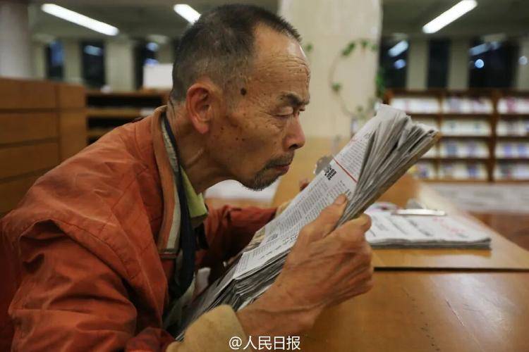 曾回應“市民投訴拾荒者看書”，杭州圖書館再次火了