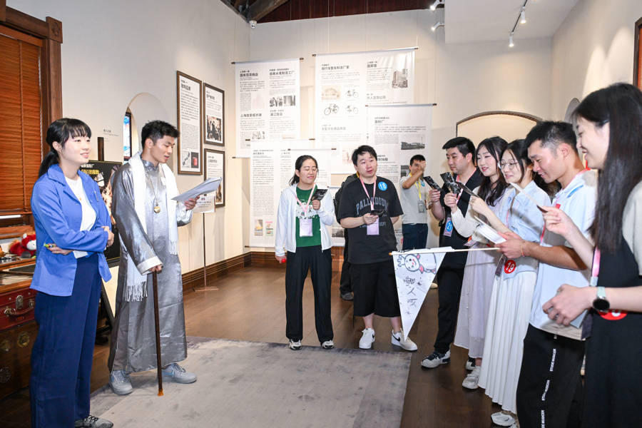 滬上老字號融入沉浸式戲劇，靜安寺街道搭建“書香悅緣”青年聯誼平臺