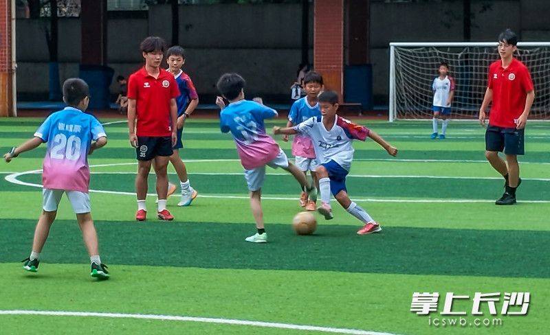 原創湘超學長來了！長塘裡小學“開學第一課”超燃