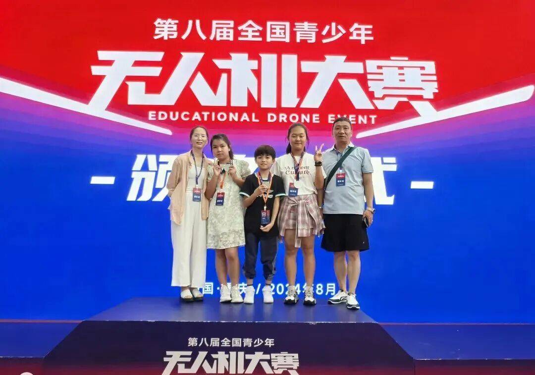 世界機器人大賽前三甲，出自這所邊疆小學！