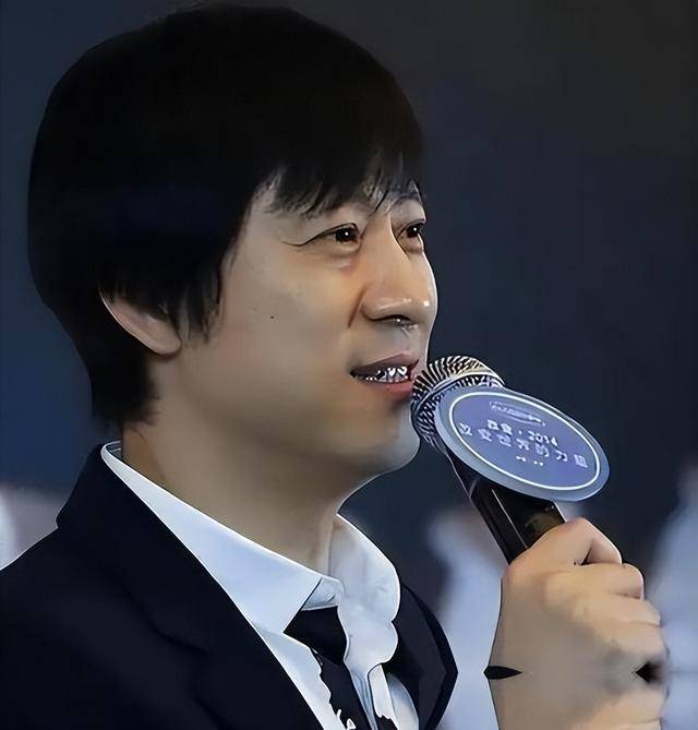 登過14次春晚的歌壇巨星,一處房產曾被法拍,還被傳“住進”養老院