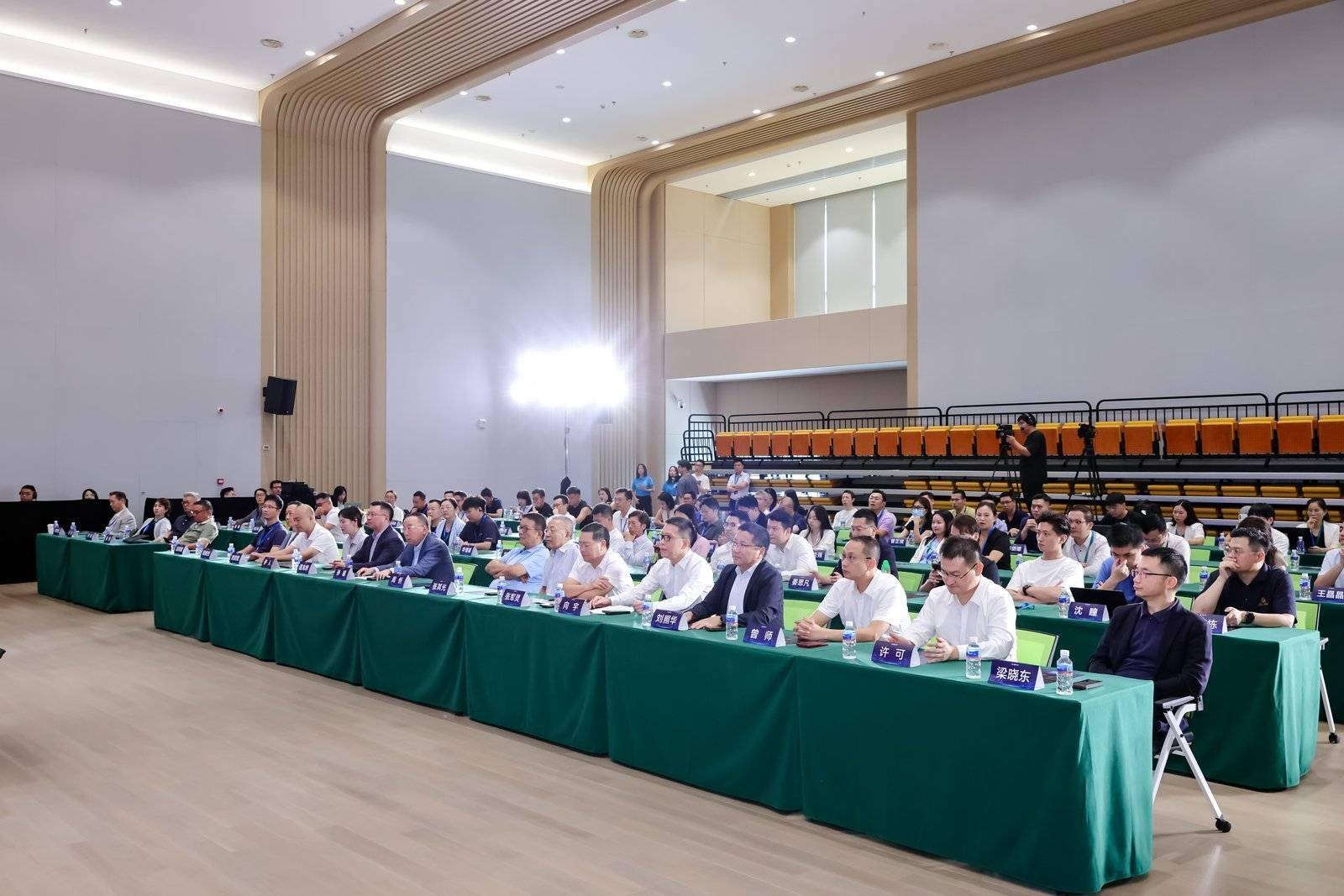珠海房產交易迎來新模式：AI經紀人正式公測，成交0佣金