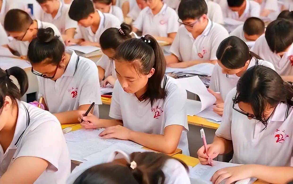 原創大一新生必看！快速適應大學生活的實用技巧快記下來