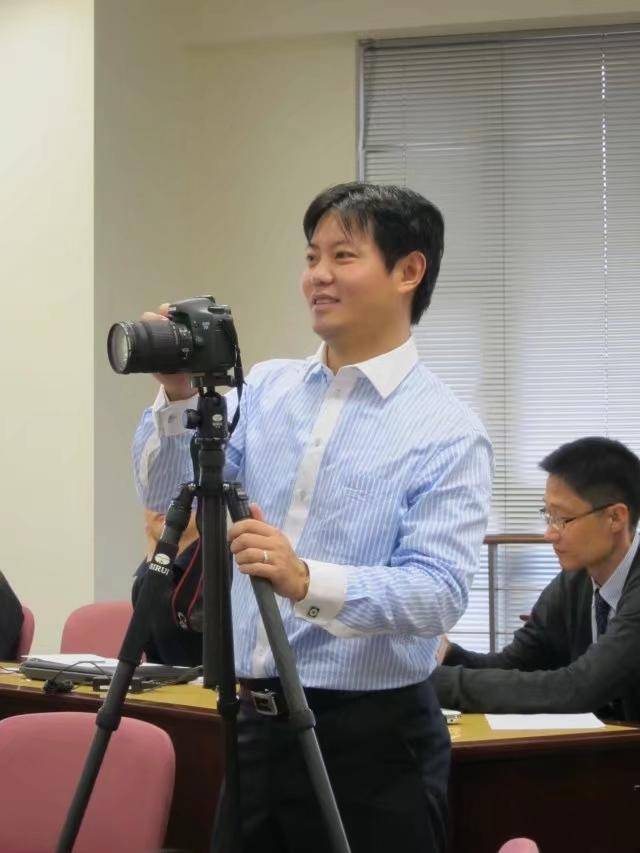 7歲考上同濟大學、30歲上覆旦全日制MBA，江蘇46歲男子回應辭職後三戰高考上岸山東中醫藥大學